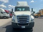 Used 2019 Freightliner Cascadia Detroit DD13 Semi Truck for sale #219293 - photo 2