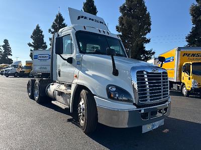 Used 2019 Freightliner Cascadia Detroit DD13 Semi Truck for sale #219368 - photo 1
