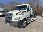 Used 2019 Freightliner Cascadia Cummins X15 Semi Truck for sale #219379 - photo 3