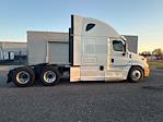 Used 2019 Freightliner Cascadia Detroit DD15AT Semi Truck with Sleeper Cab for sale #219455 - photo 8