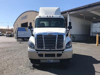 Used 2019 Freightliner Cascadia Detroit DD13 Semi Truck for sale #219514 - photo 2