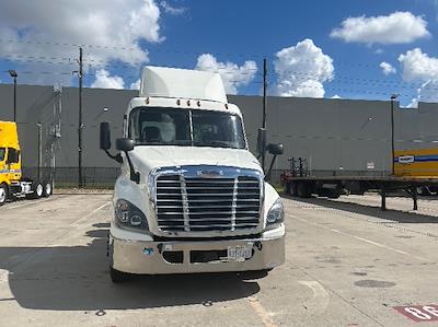 Used 2019 Freightliner Cascadia Detroit DD13 Semi Truck for sale #219542 - photo 2