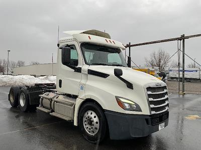 Used 2019 Freightliner Cascadia Detroit DD15AT Semi Truck for sale #219870 - photo 1