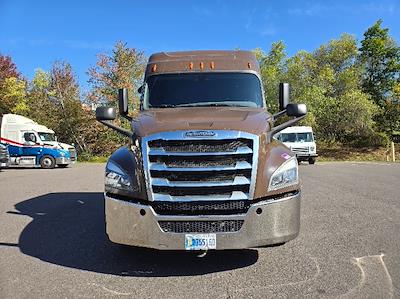 Used 2019 Freightliner Cascadia Detroit DD15AT Semi Truck with Sleeper Cab for sale #220019 - photo 2
