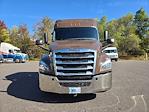 Used 2019 Freightliner Cascadia Detroit DD15AT Semi Truck with Sleeper Cab for sale #220019 - photo 2