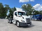 Used 2019 Freightliner Cascadia Detroit DD13 Semi Truck for sale #220031 - photo 1