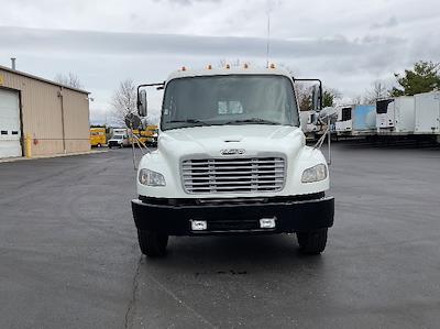 Used 2019 Freightliner M2 106 - photo 2