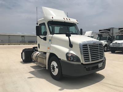 Used 2019 Freightliner Cascadia Detroit DD13 Semi Truck for sale #220788 - photo 1
