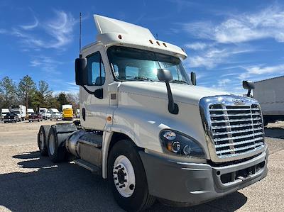 Used 2019 Freightliner Cascadia Detroit DD13 Semi Truck for sale #220790 - photo 1