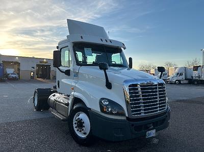 Used 2019 Freightliner Cascadia Detroit DD13 Semi Truck for sale #220812 - photo 1