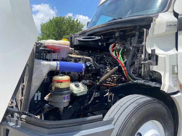 Used 2024 Freightliner Cascadia - photo 23