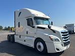 Used 2019 Freightliner Cascadia Detroit DD15AT Semi Truck with Sleeper Cab for sale #220962 - photo 1