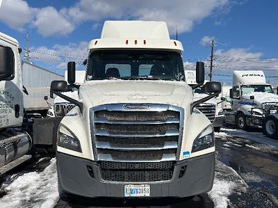 Used 2019 Freightliner Cascadia Detroit DD13 Semi Truck for sale #221020 - photo 2
