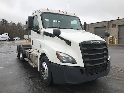Used 2020 Freightliner Cascadia Detroit DD13 Semi Truck for sale #221373 - photo 1