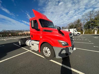 Used 2019 Freightliner Cascadia Detroit DD13 Semi Truck for sale #221831 - photo 1