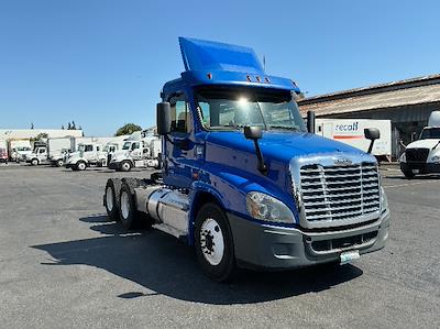 Used 2019 Freightliner Cascadia Detroit DD13 Semi Truck for sale #222116 - photo 1