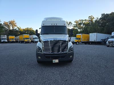Used 2019 Freightliner Cascadia Detroit DD13 Semi Truck with Sleeper Cab for sale #222143 - photo 2