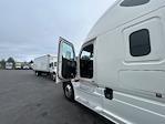 Used 2019 Freightliner Cascadia Detroit DD15AT Semi Truck with Sleeper Cab for sale #222551 - photo 9