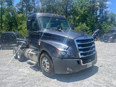 Used 2019 Freightliner Cascadia Detroit DD15AT Semi Truck for sale #223323 - photo 1