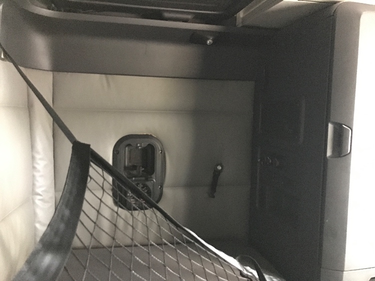 Used 2022 Freightliner Cascadia - photo 20