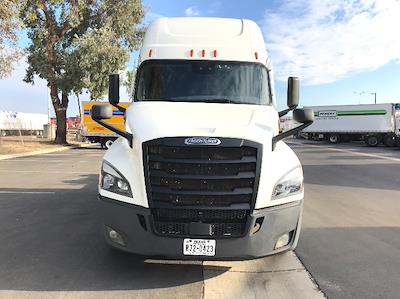 Used 2022 Freightliner Cascadia Detroit DD15AT Semi Truck with Sleeper Cab for sale #224428 - photo 2