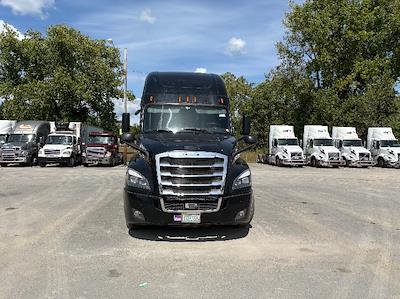 Used 2019 Freightliner Cascadia Detroit DD15AT Semi Truck with Sleeper Cab for sale #224590 - photo 2