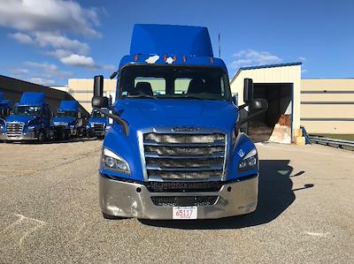 Used 2019 Freightliner Cascadia Detroit DD13 Semi Truck for sale #224646 - photo 2