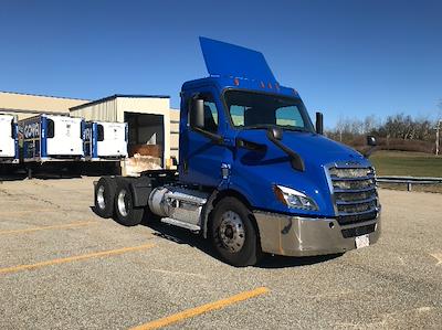Used 2019 Freightliner Cascadia Detroit DD13 Semi Truck for sale #224648 - photo 1