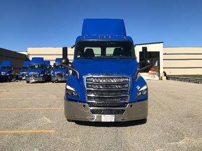 Used 2019 Freightliner Cascadia Detroit DD13 Semi Truck for sale #224648 - photo 2