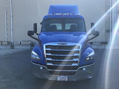 Used 2019 Freightliner Cascadia Detroit DD13 Semi Truck for sale #224650 - photo 2