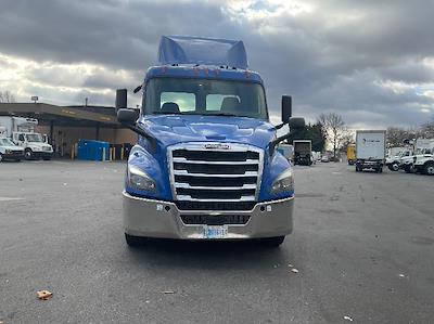 Used 2019 Freightliner Cascadia Detroit DD13 Semi Truck for sale #224658 - photo 2