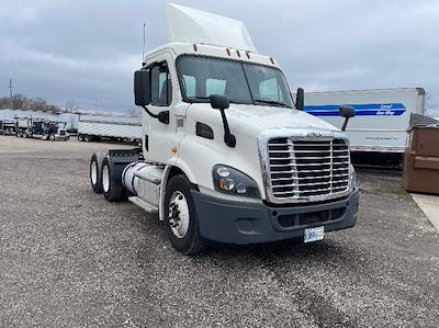 Used 2019 Freightliner Cascadia Detroit DD13 Semi Truck for sale #224701 - photo 1