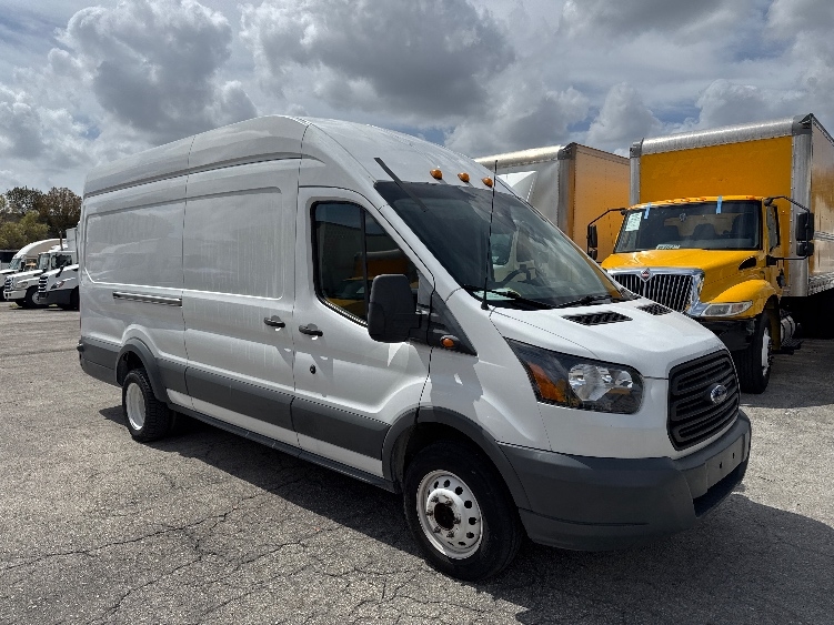 Used 2018 Ford Transit 350 HD - photo 1