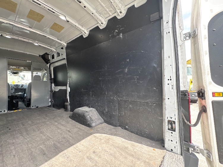 Used 2018 Ford Transit 350 HD - photo 14