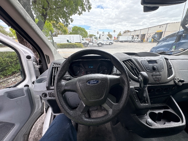 Used 2018 Ford Transit 350 HD - photo 20