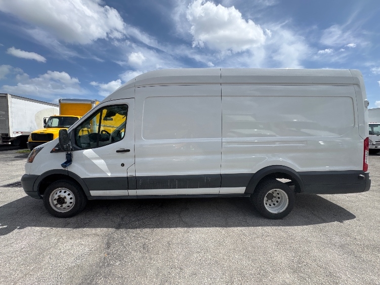 Used 2018 Ford Transit 350 HD - photo 6