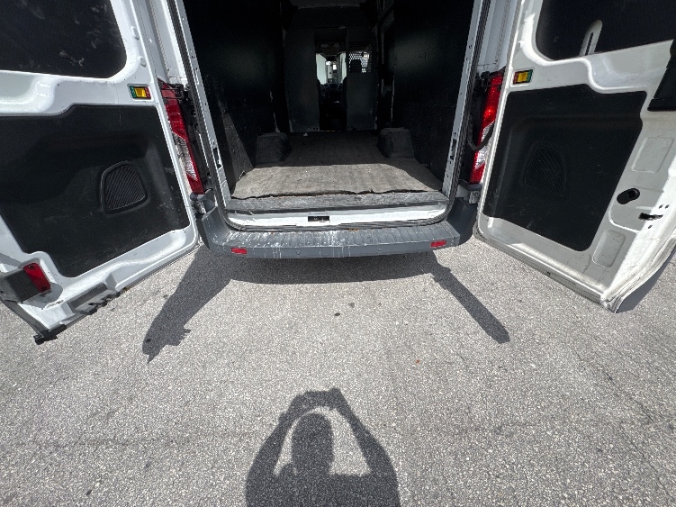 Used 2018 Ford Transit 350 HD - photo 11