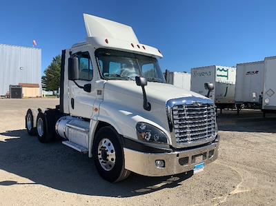 Used 2019 Freightliner Cascadia Detroit DD15AT Semi Truck for sale #224897 - photo 1