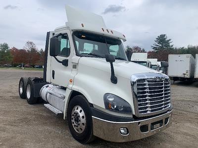 Used 2019 Freightliner Cascadia Detroit DD15AT Semi Truck for sale #224899 - photo 1