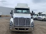 Used 2019 Freightliner Cascadia Detroit DD15AT Semi Truck for sale #224899 - photo 2