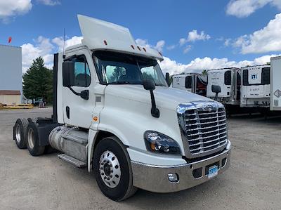 Used 2019 Freightliner Cascadia Detroit DD15AT Semi Truck for sale #224902 - photo 1