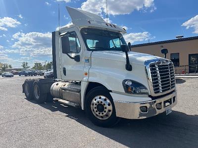 Used 2019 Freightliner Cascadia Detroit DD15AT Semi Truck for sale #224914 - photo 1