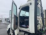 Used 2019 Freightliner Cascadia Detroit DD15AT Semi Truck for sale #225706 - photo 9