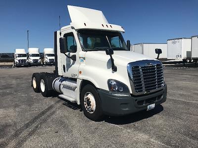 Used 2019 Freightliner Cascadia Detroit DD13 Semi Truck for sale #225869 - photo 1