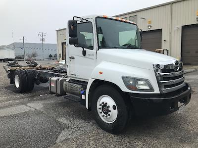 Used 2019 Hino 268A - photo 1
