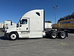 Used 2019 Freightliner Cascadia Detroit DD15AT Semi Truck with Sleeper Cab for sale #226770 - photo 4