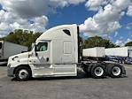 Used 2019 Freightliner Cascadia Detroit DD15AT Semi Truck with Sleeper Cab for sale #226795 - photo 4