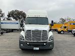 Used 2019 Freightliner Cascadia Detroit DD15AT Semi Truck with Sleeper Cab for sale #226798 - photo 2