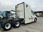 Used 2019 Freightliner Cascadia Detroit DD15AT Semi Truck with Sleeper Cab for sale #226798 - photo 7