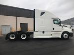 Used 2019 Freightliner Cascadia Detroit DD15AT Semi Truck with Sleeper Cab for sale #227015 - photo 8